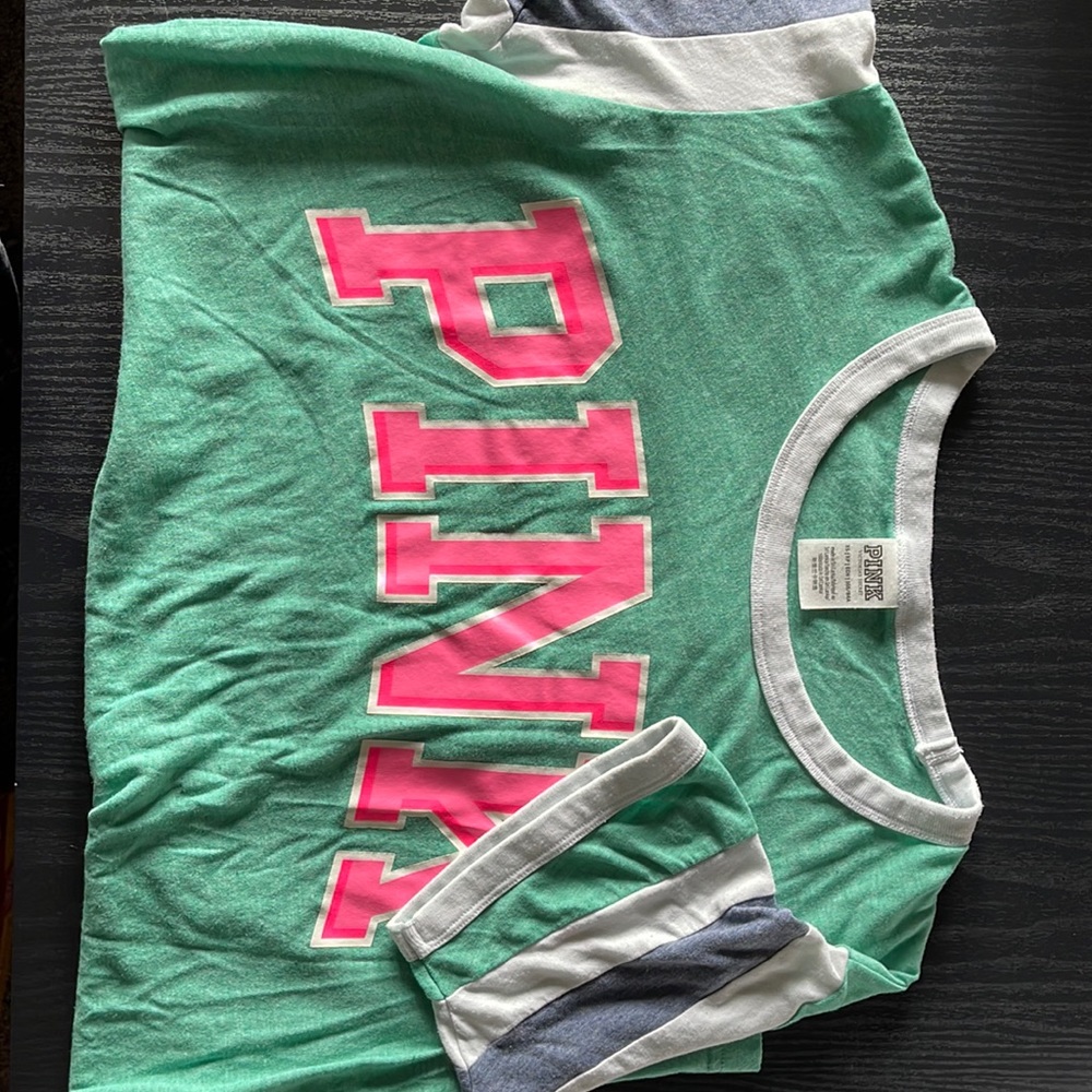 Pink t shirt